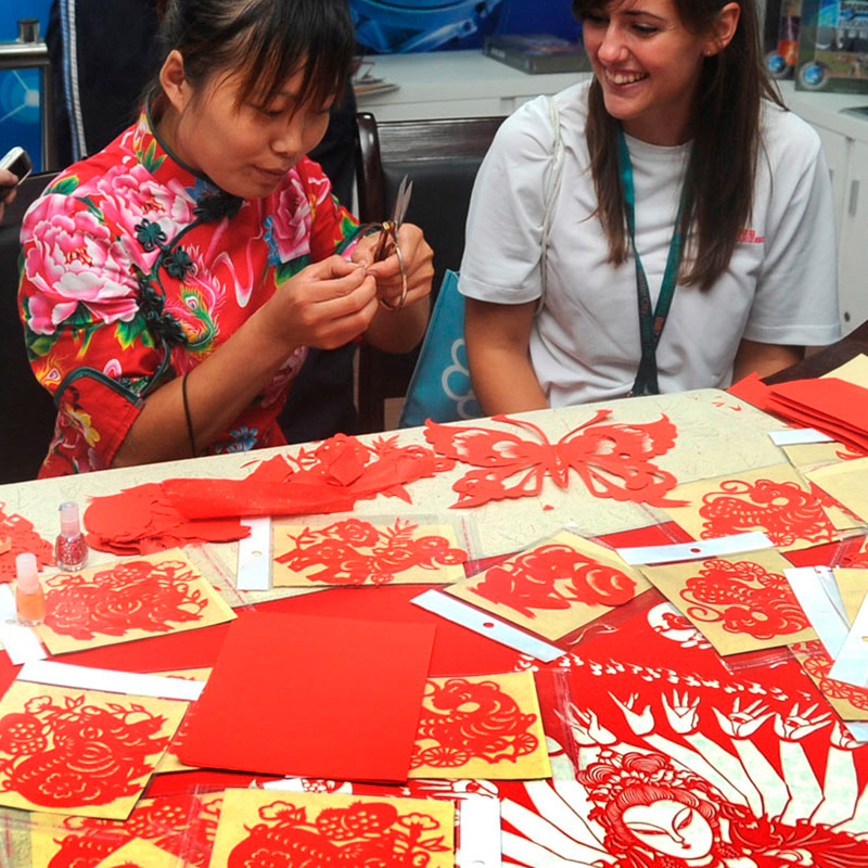 Artes y Manualidades Chinas - Uba, Confucio.